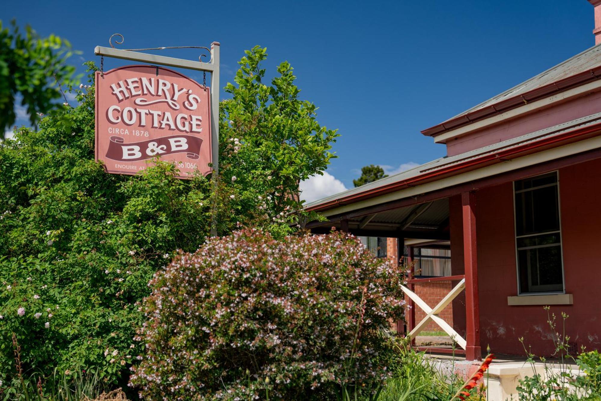 The Henry Parkes Tenterfield Exterior photo
